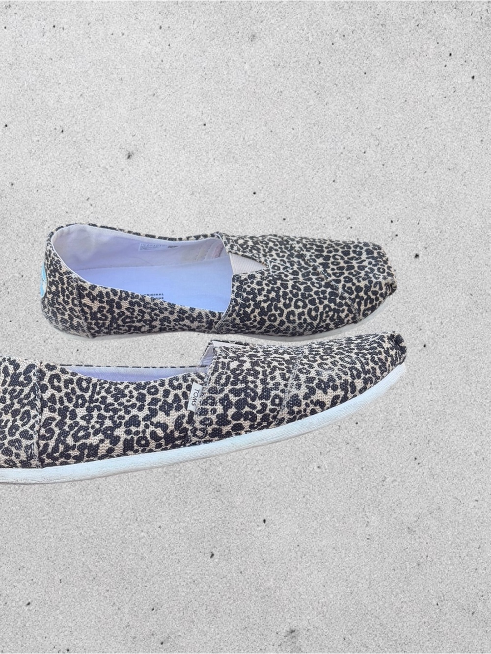 TOMS Classic Leopard Print Slip-On Flats, Women’s Sz 9